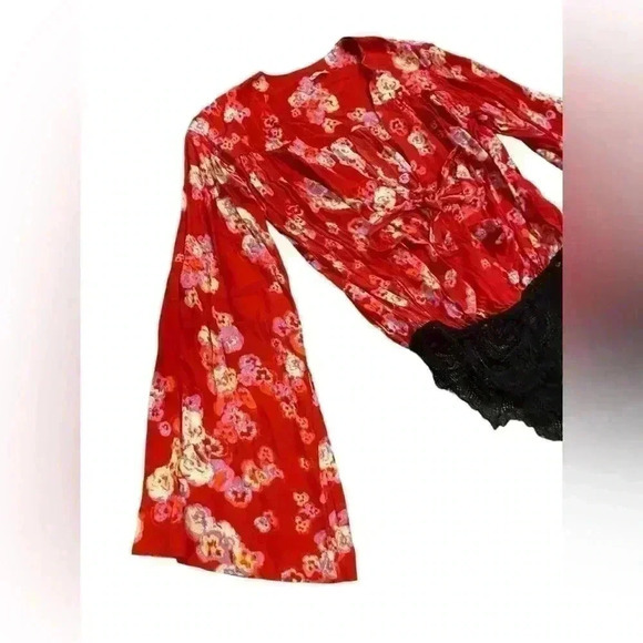 Free People Forties Feel Bell Sleeve Bodysuit Size Small - Picture 4 of 12